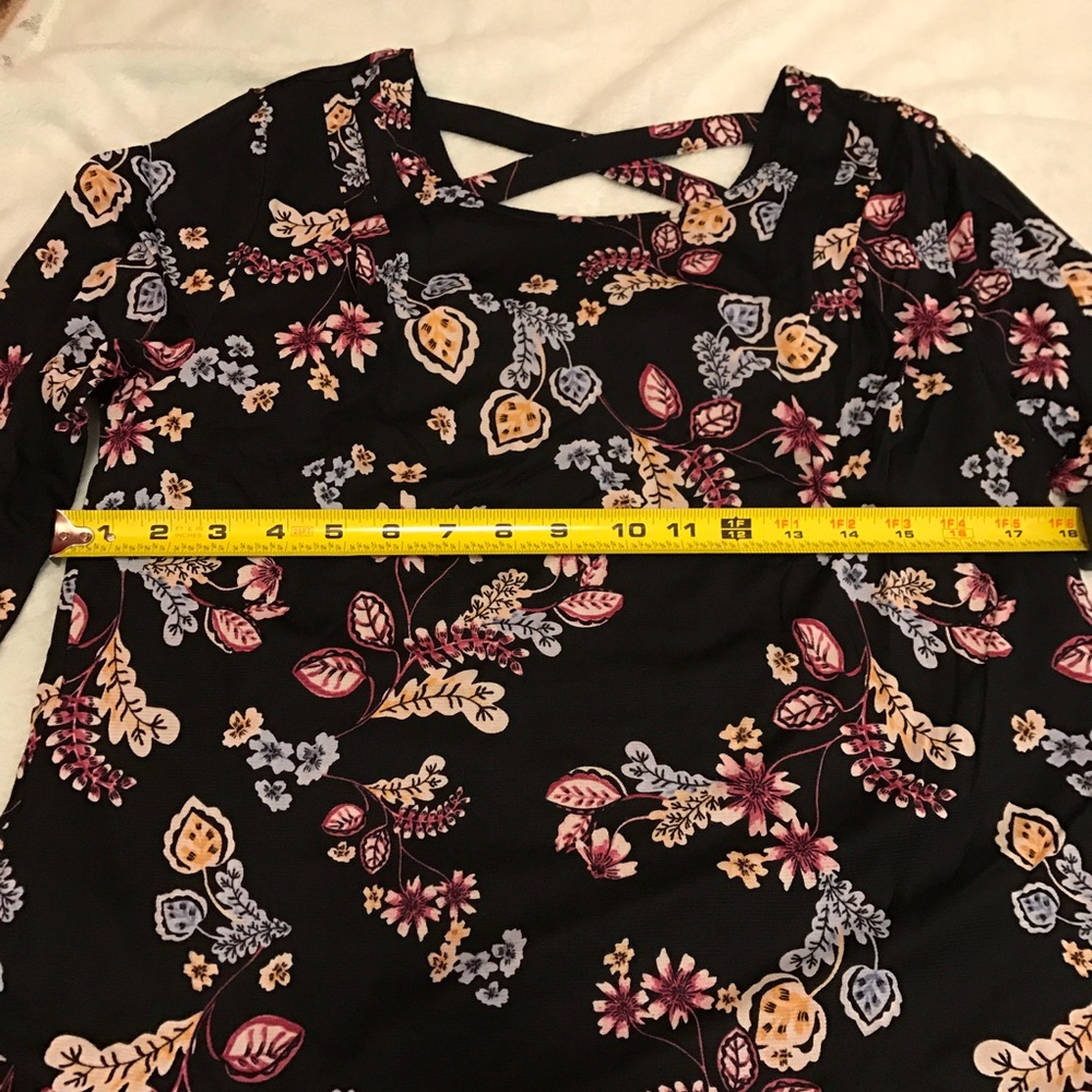 Tunic - Picture 7 of 8